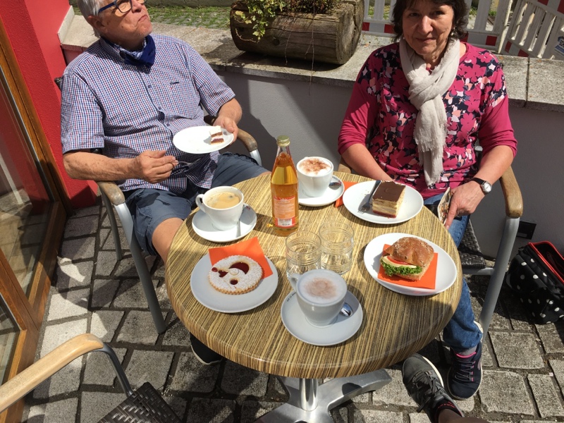 Radeln und Baden in Gögging