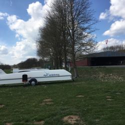 Am Segelflugplatz in Rammertshof