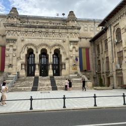 Fototermin vor der Universität