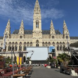 Das Rathaus ...