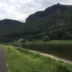 Es ist schon ein paar Jahre her, dass sich die Elbe durch den Sandstein gegraben hat
