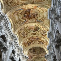 Die Decke der Basilika