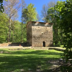 Pomezna, jahrhunderte alte Festung