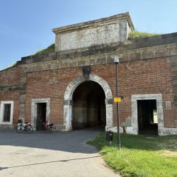 Durch dieses Tor kommt man von der großen zur kleinen Festung