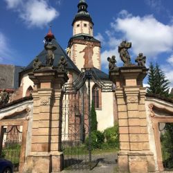 Die Dreifaltigkeitsirche von Hostinne