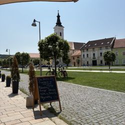 Und die Räder im Schatten geparkt