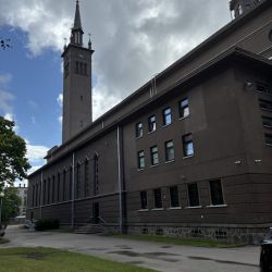 Kirche "Maria Königin des Friedens"