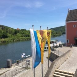Die Anlegestelle für die Kanalschifffahrt