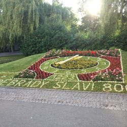 Blumenuhr im Kurpark