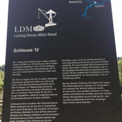 Eine alte Schleuse am LDM Kanal