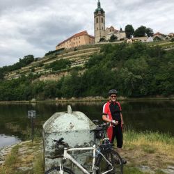 Blick zum Schloß und zur Kirche