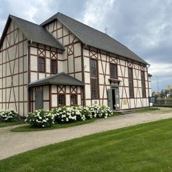 Bethaus im Park von Lomnice