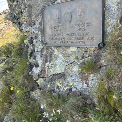Zwei Mitglieder der Bergwacht, die bei einer Rettungsaktion tödlich verunglückt sind