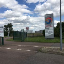 Die Firma Total hat den größten Einzelanteil der ehemaligen Leunawerke für ihre Raffinerien erworben