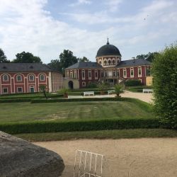 Schloß Veltrusy war auch verschlossen