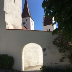 Die Kirchenburg von Kinding